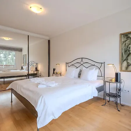 Irmella 39 By Vacations, Mit Pool & Sauna Apartment *